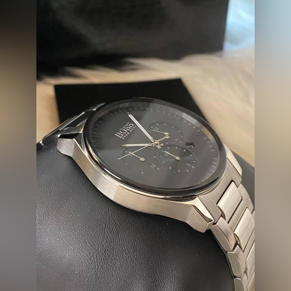 HB1513762 - Hugo Boss Men’s Peak Chronograph Watch - Picture 3 of 11